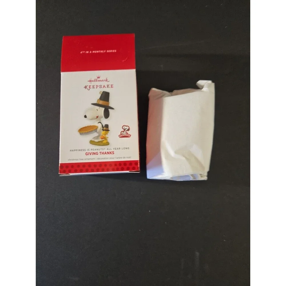 Giving Thanks Snoopy & Woodstock 2013 Hallmark Ornament - Peanuts #4